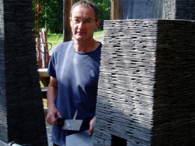 Lowri Ann yn cyflwyno: Howard Bowcott
