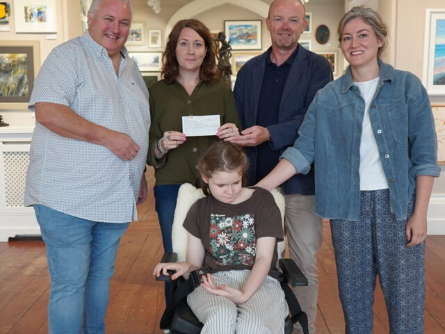 £4,732 wedi'i godi ar gyfer Cronfa Gymorth Anna Roberts