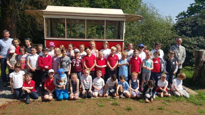 Plant Ysgol Gydar Tram